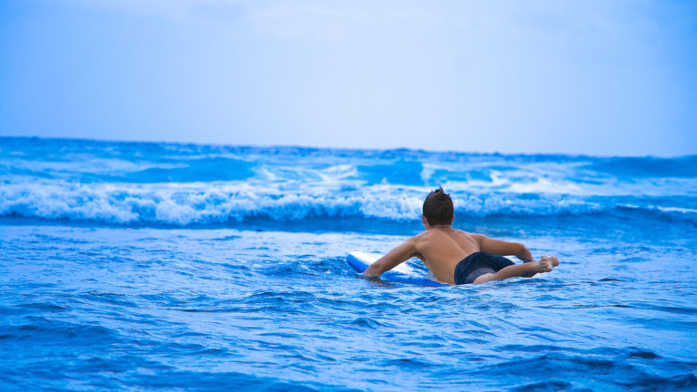 Surf Paddling – Treat Your Triceps!!