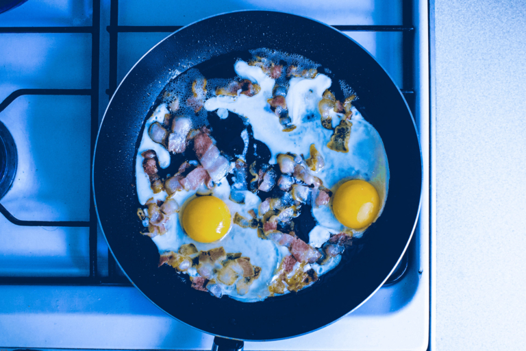 I f–ing LOVE breakfast!