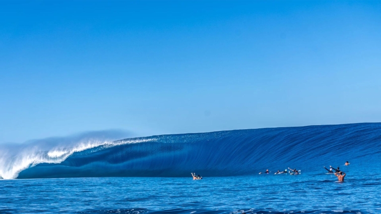 How to Surf Bigger Waves And Conquer Your Surf Fear