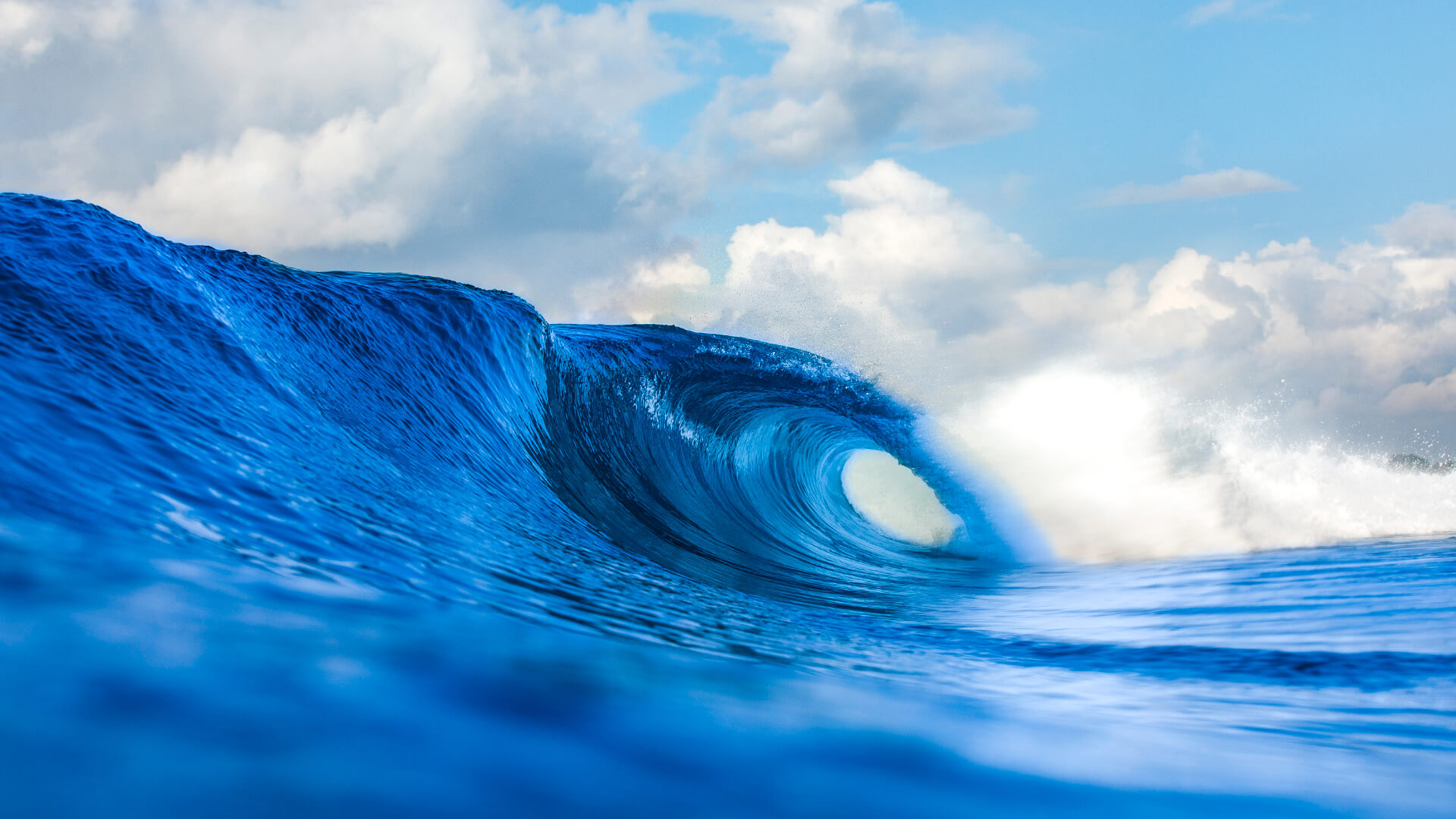 surfstrengthcoach-blog-how-to-surf-a-new-spot